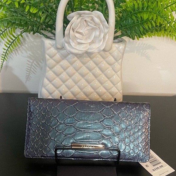 NWT Brahmin Ady Wallet - Picture 7 of 7